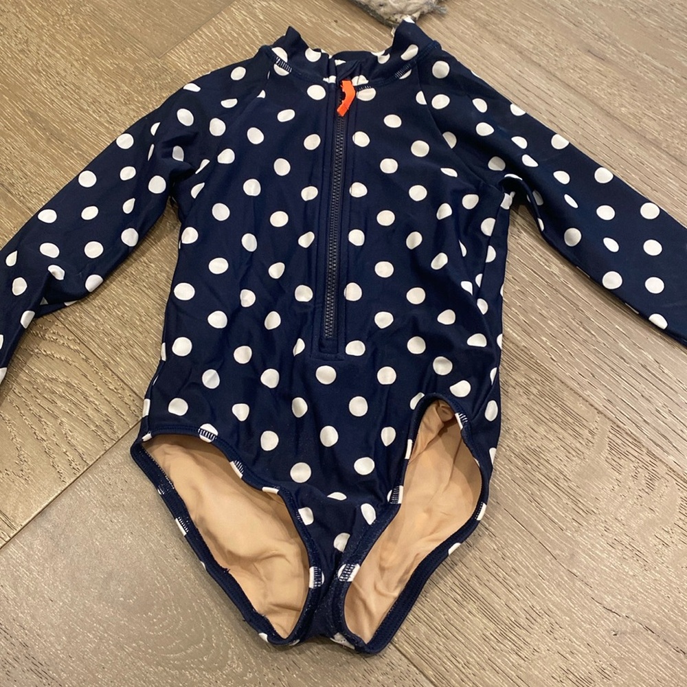 Little girls swim